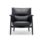Embrace Chair E015 i massiv ek, svartbets.