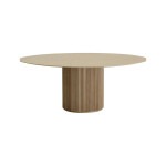 Ett elegant och funktionellt matbord från Asplund