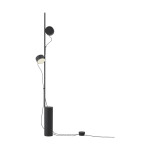 Golvlampa Post från MUUTO med ett stativ i stål och två magnetiska led lampor.